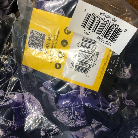 NWT Wink Purple Elephant Pattern Short Sleeve Scrub Top multiple sizes - Picture 11 of 16